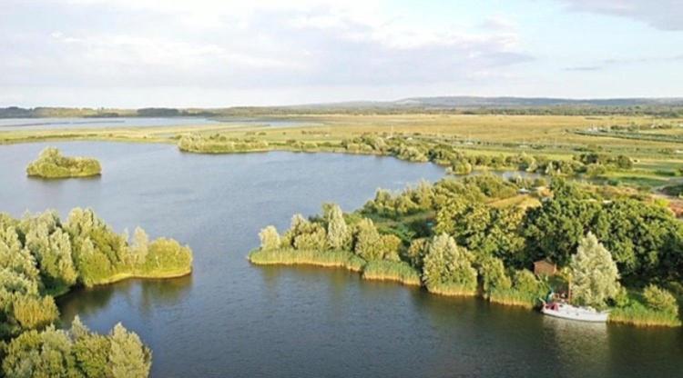 Lakeview Studios Вэрхэм Экстерьер фото